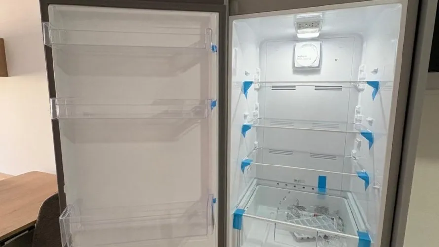 Apartamento de 2 dormitorios en Torrevieja, España No. 99 № 5