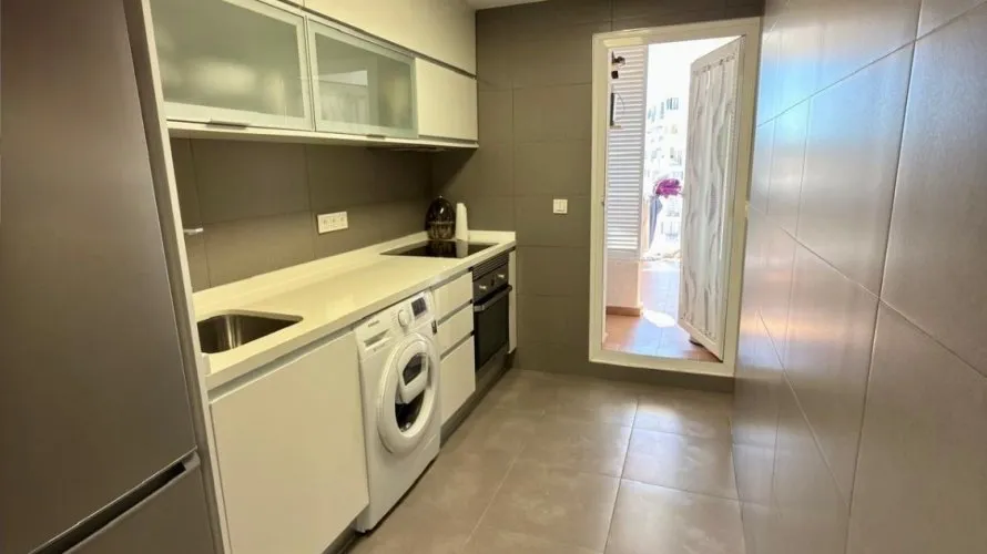 Apartamento de 2 dormitorios en Finestrat, España No. 787 № 13