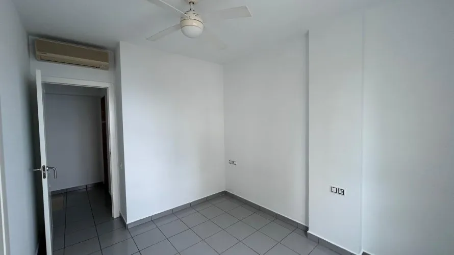 Apartamento de 1 dormitorio en Benidorm, España No. 784 № 12