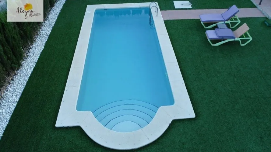 Villa de 4 dormitorios en Finestrat, España No. 226 № 3