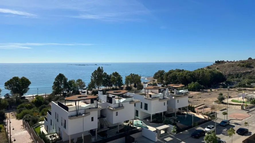 Ático de 3 dormitorios en Villajoyosa, España No. 275 № 26