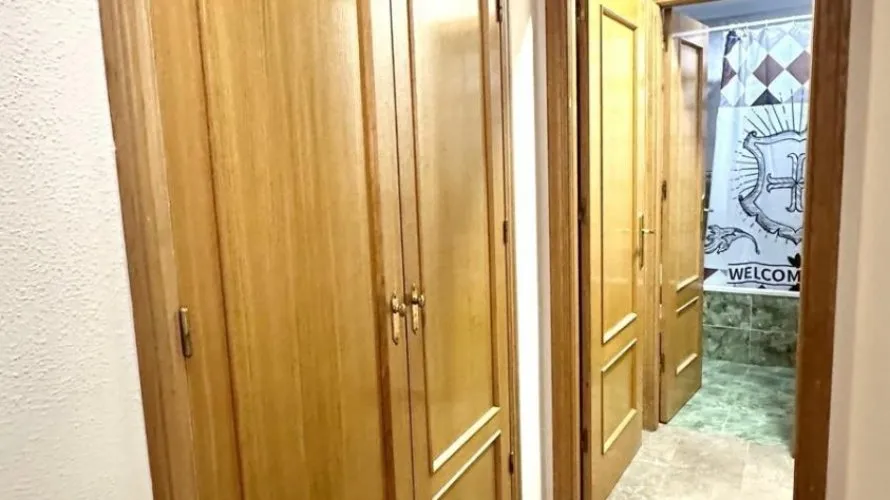 Apartamento de 3 dormitorios en Torrevieja, España No. 766 № 2