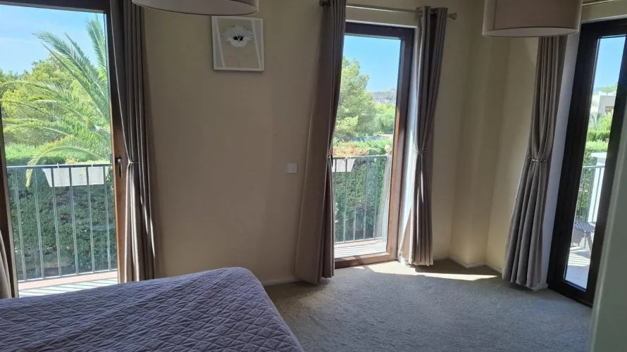 Villa de 4 dormitorios en Finestrat, España No. 211 № 19