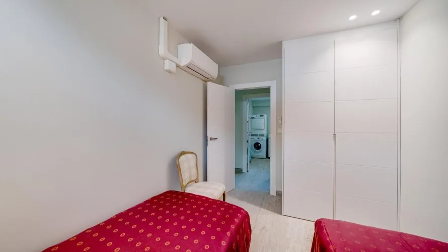 Villa de 5 dormitorios en Finestrat, España No. 344 № 20