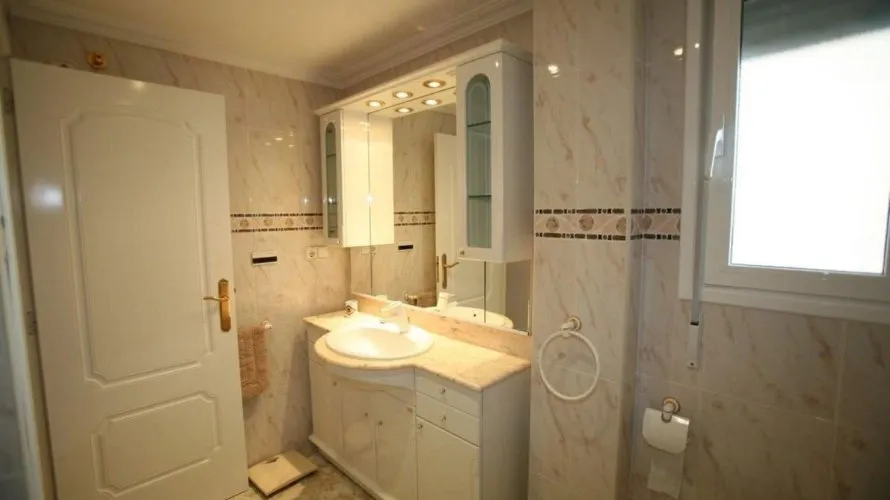 Apartamento de 140m² en Calpe, España No. 638 № 10