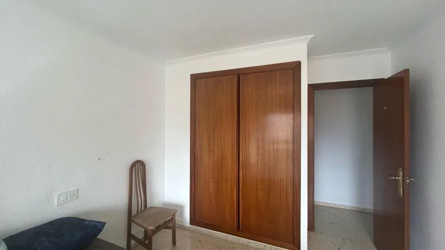 Apartamento de 2 dormitorios en Benidorm, España No. 513 № 11