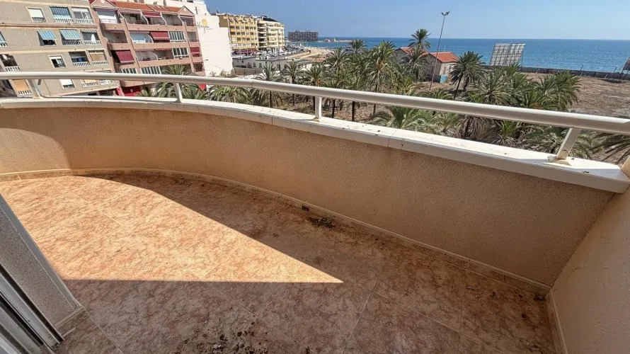 Apartamento de 1 dormitorio en Torrevieja, España No. 197 № 11