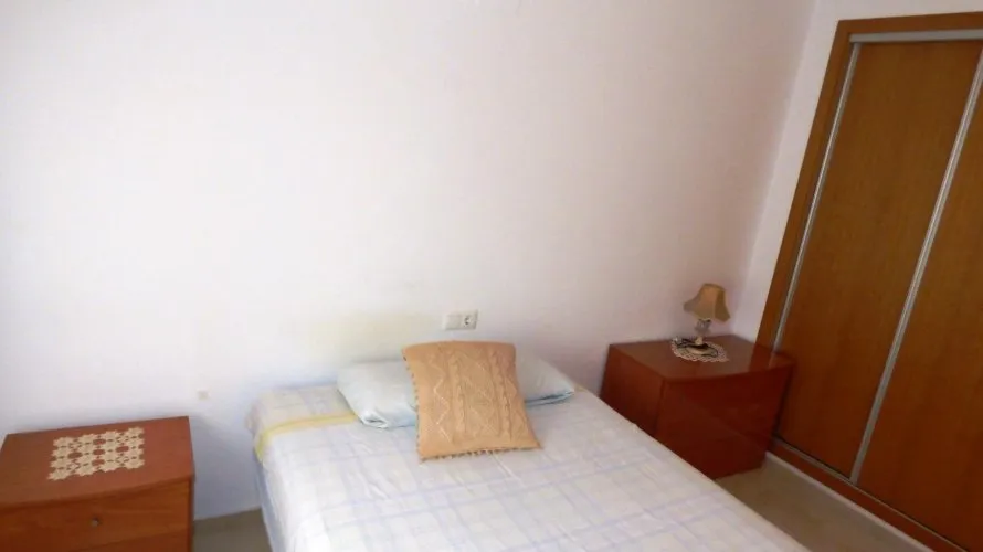 Ático de 4 dormitorios en Alicante, España No. 106 № 27