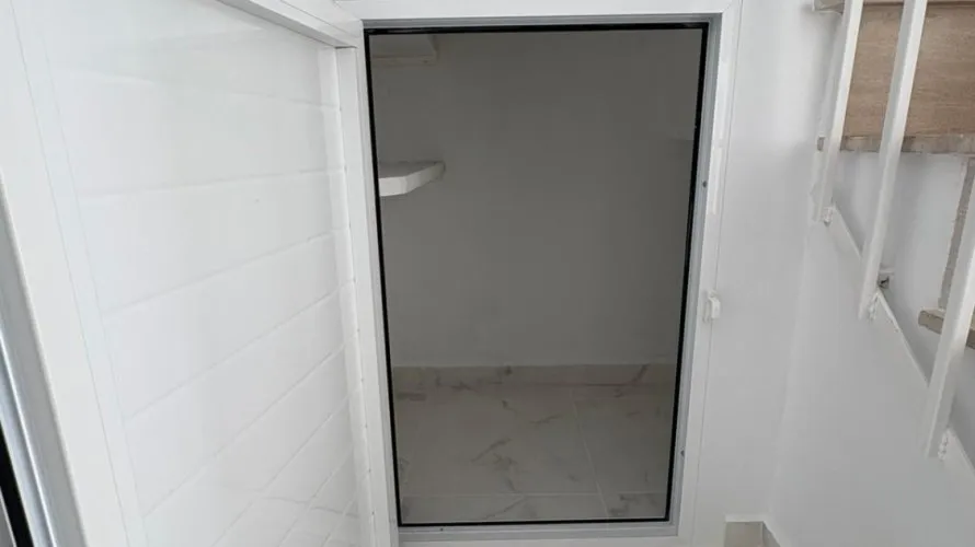 Сasa de 3 dormitorios en Torrevieja, España No. 561 № 9