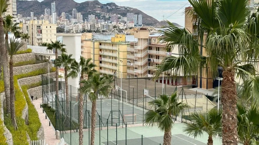Ático de 3 dormitorios en Benidorm, España No. 401 № 9
