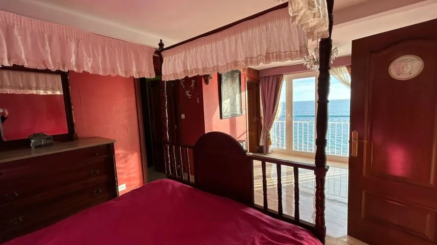 Apartamento de 2 dormitorios en Benidorm, España No. 464 № 11
