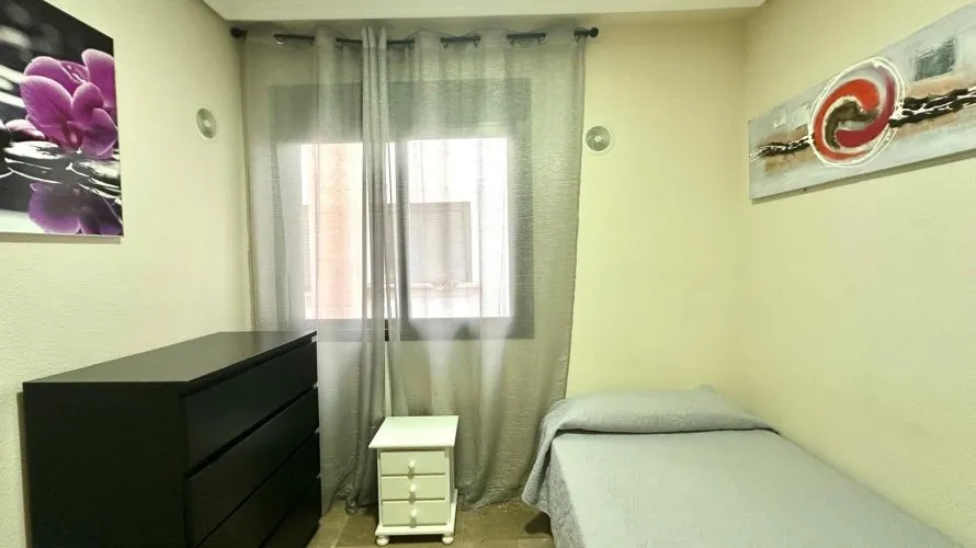 Apartamento de 3 dormitorios en Torrevieja, España No. 766 № 12