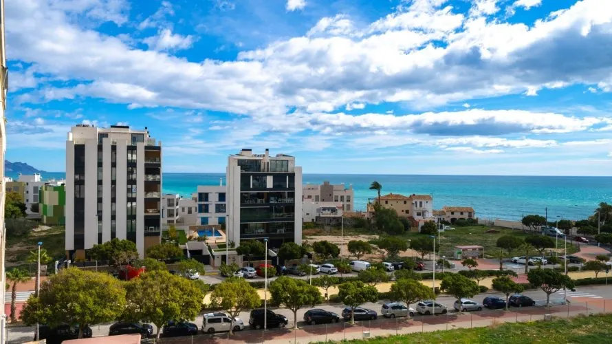 Apartamento de 4 dormitorios en Villajoyosa, España No. 705 № 11