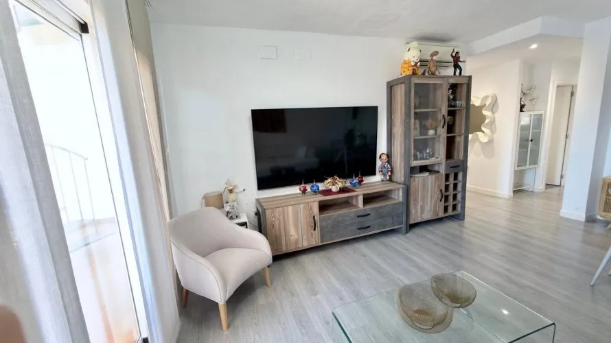 Apartamento de 2 dormitorios en Finestrat, España No. 787 № 18
