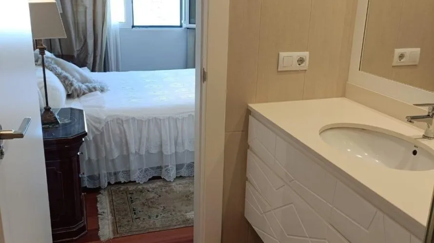 Apartamento de 2 dormitorios en Alicante, España No. 447 № 20