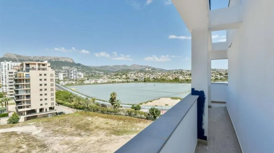 Apartamento de 3 dormitorios en Calpe, España No. 128 № 12