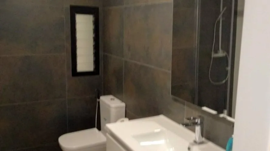 Apartamento de 1 dormitorio en Benidorm, España No. 220 № 3