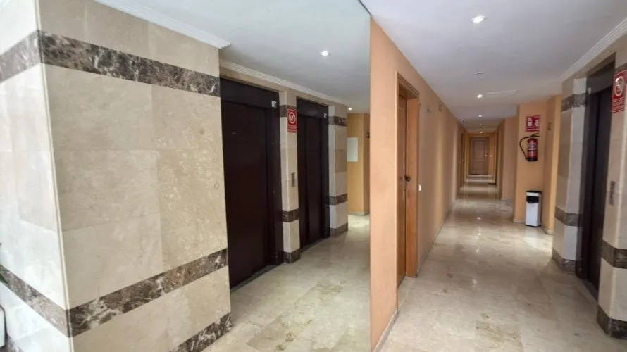 Apartamento de 2 dormitorios en Villajoyosa, España No. 747 № 28