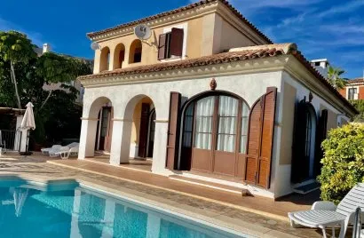 Villa de 1 dormitorio en Finestrat, España No. 547