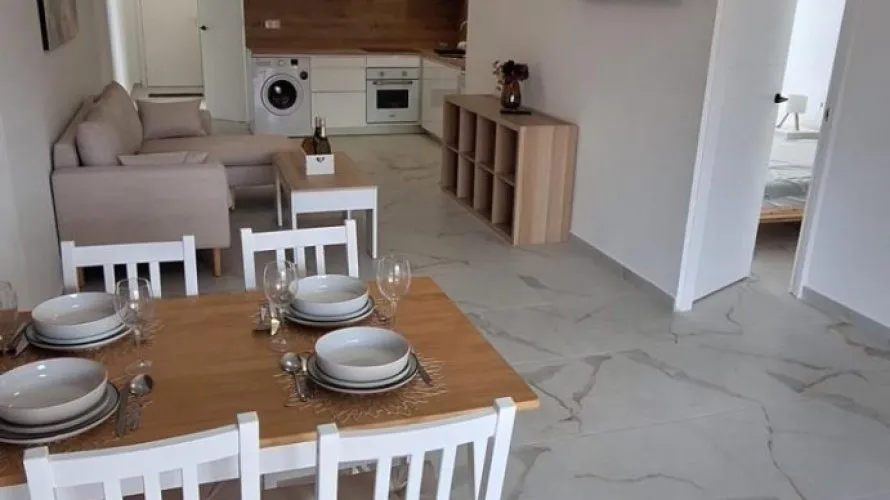 Apartamento de 1 dormitorio en Torrevieja, España No. 717 № 14