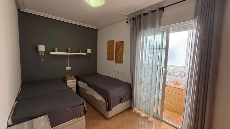 Apartamento de 1 dormitorio en Torrevieja, España No. 205 № 6
