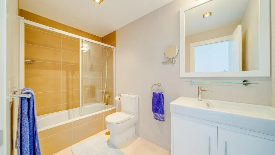 Apartamento de 2 dormitorios en Villajoyosa, España No. 299 № 22