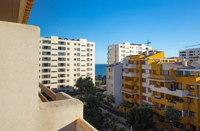 Apartamento de 2 dormitorios en Torrevieja, España No. 386