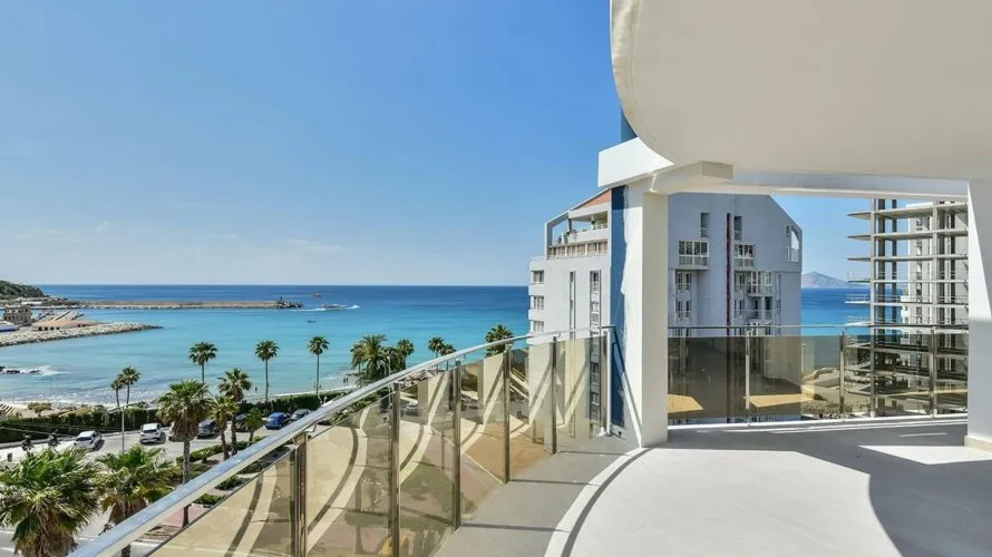 Apartamento de 3 dormitorios en Calpe, España No. 128 № 17