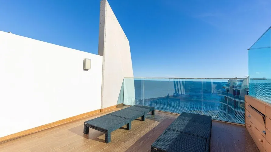 Ático de 2 dormitorios en Torrevieja, España No. 689 № 28