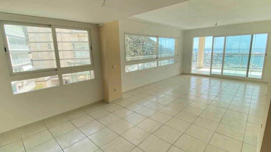 Apartamento de 168m² en Calpe, España No. 627 № 3