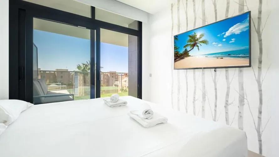 Apartamento de 2 dormitorios en Benidorm, España No. 196 № 11
