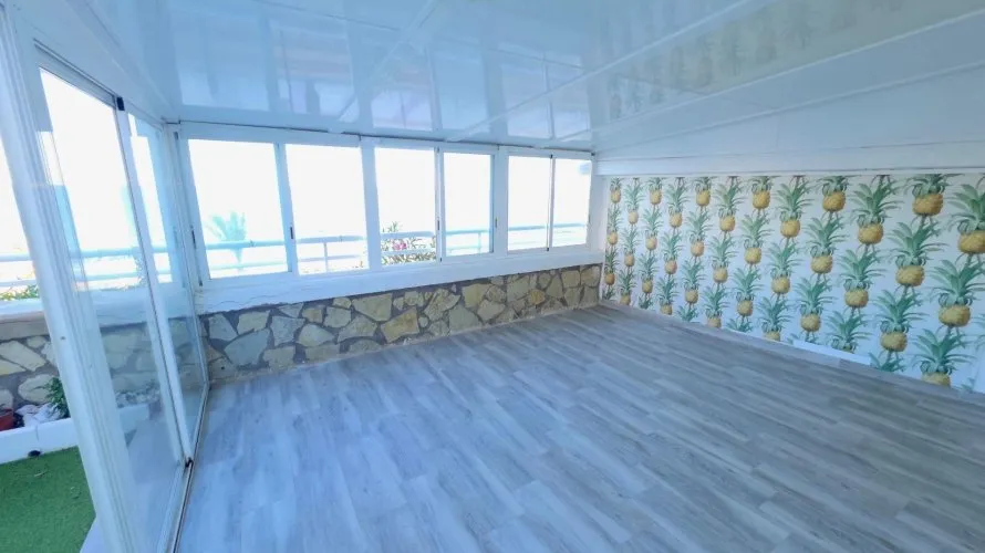 Apartamento de 3 dormitorios en El Campello, España No. 524 № 5