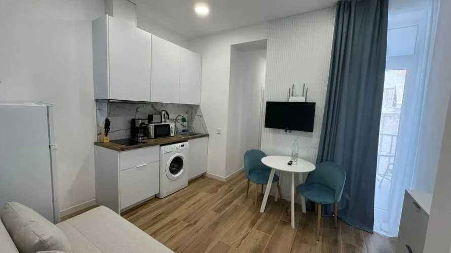 Propiedad comercial de 9 dormitorios en Alicante, España No. 409 № 18