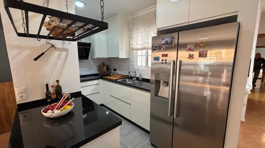 Apartamento de 1 dormitorio en Torrevieja, España No. 205 № 1