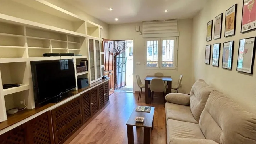 Bungalow de 2 dormitorios en Torrevieja, España No. 797 № 11