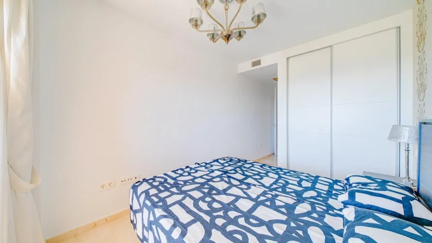 Apartamento de 2 dormitorios en Villajoyosa, España No. 299 № 24