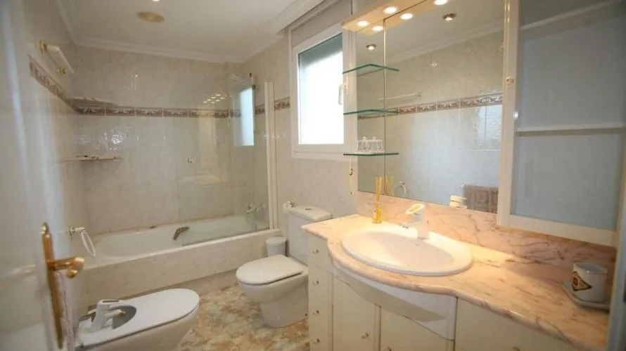 Apartamento de 140m² en Calpe, España No. 638 № 16