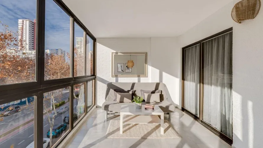 Apartamento de 1 dormitorio en Benidorm, España No. 460 № 1