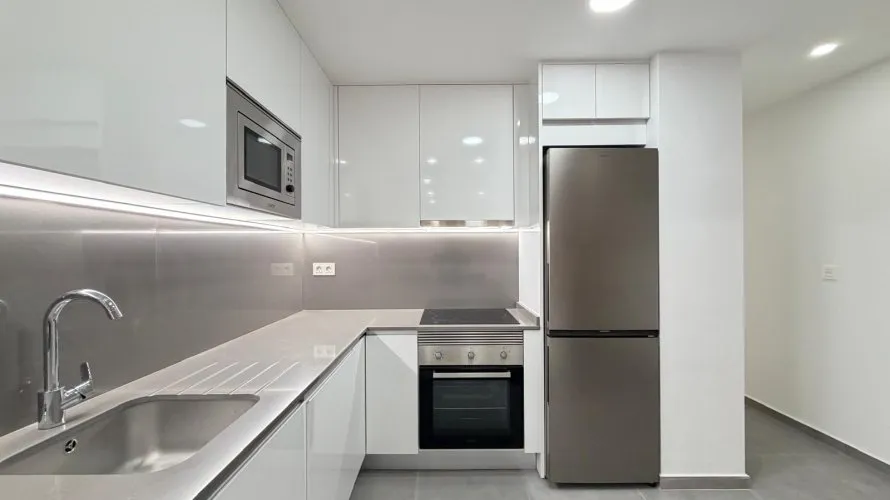 Apartamento de 3 dormitorios en Torrevieja, España No. 193 № 19