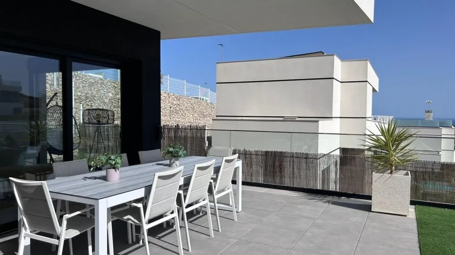 Villa de 3 dormitorios en Finestrat, España No. 759 № 25
