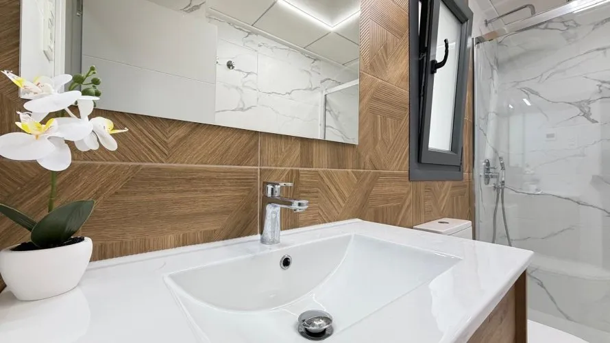 Apartamento de 2 dormitorios en Torrevieja, España No. 675 № 9