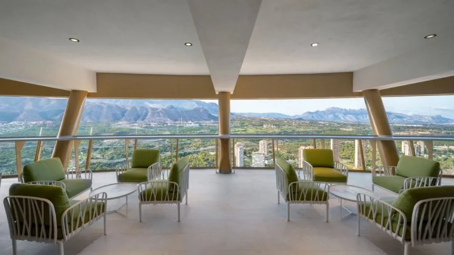 Apartamento de 3 dormitorios en Benidorm, España No. 274 № 19