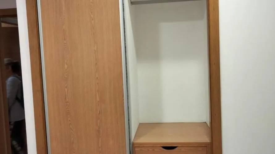 Propiedad comercial de 21 dormitorio en Alicante, España No. 575 № 22