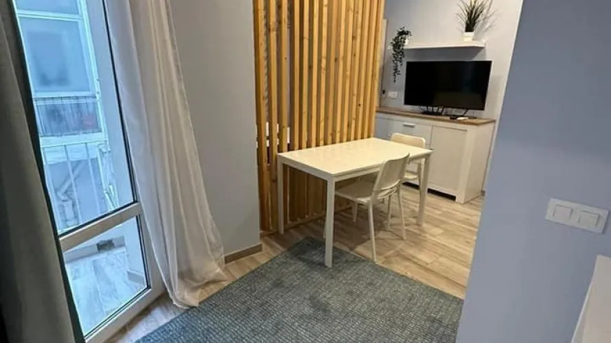 Apartamento de 3 dormitorios en Alicante, España No. 353 № 1