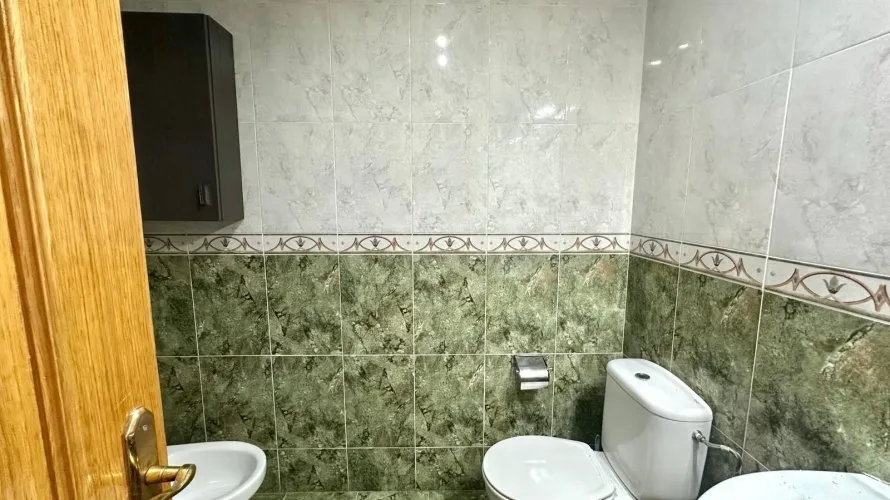 Apartamento de 4 dormitorios en Torrevieja, España No. 541 № 13