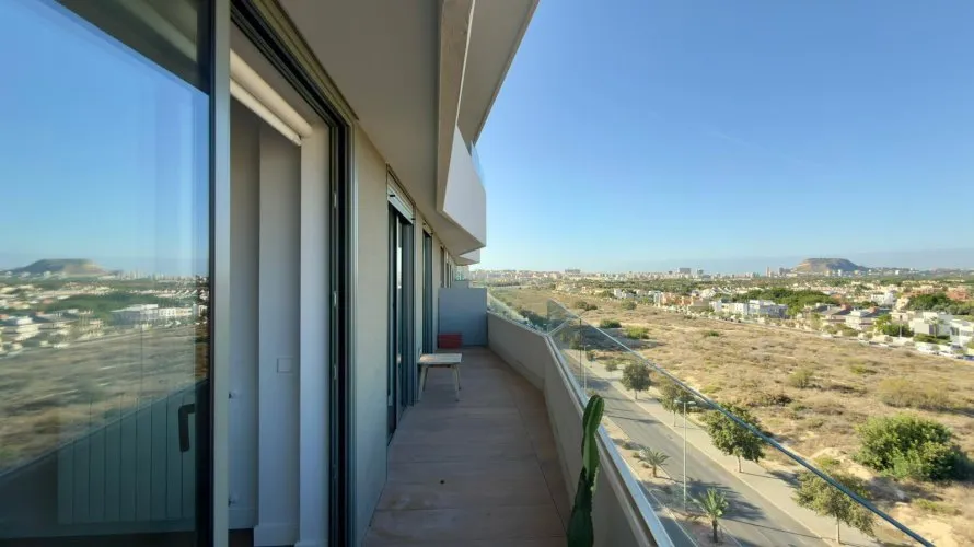 Ático de 3 dormitorios en Alicante, España No. 605 № 25