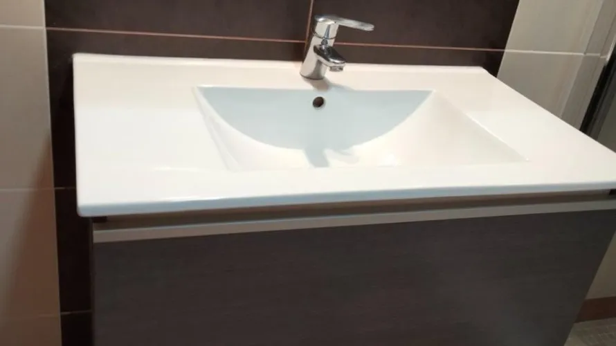 Propiedad comercial de 21 dormitorio en Alicante, España No. 575 № 11