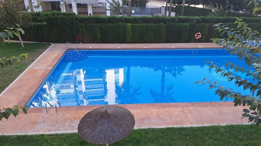 Apartamento de 2 dormitorios en Villajoyosa, España No. 677 № 19