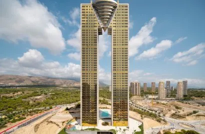 Apartamento de 3 dormitorios en Benidorm, España No. 274