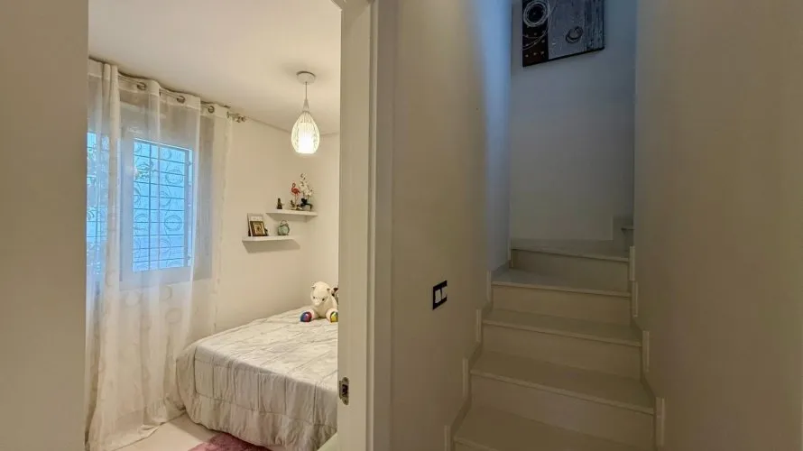Apartamento de 3 dormitorios en Torrevieja, España No. 133 № 14